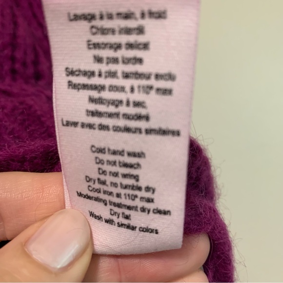 Sessun Mairena magenta Aplaca blend sweater size medium - Picture 7 of 8